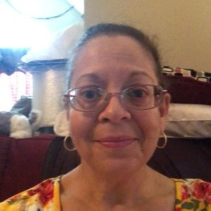 Meet your Posher, Veronica